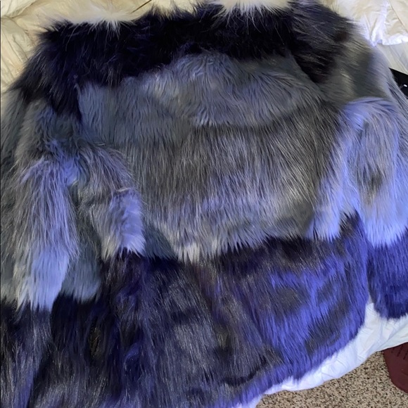Faux fur coat - Picture 4 of 4